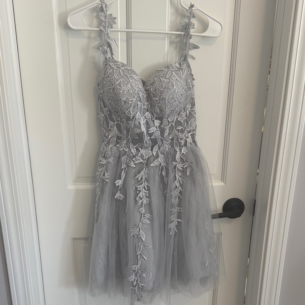 Elegant Gray Lace Mini Dress